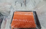 Giá cá hồi rẻ nhất thị trường - nhập khẩu đạt tiêu chuẩn quốc tế