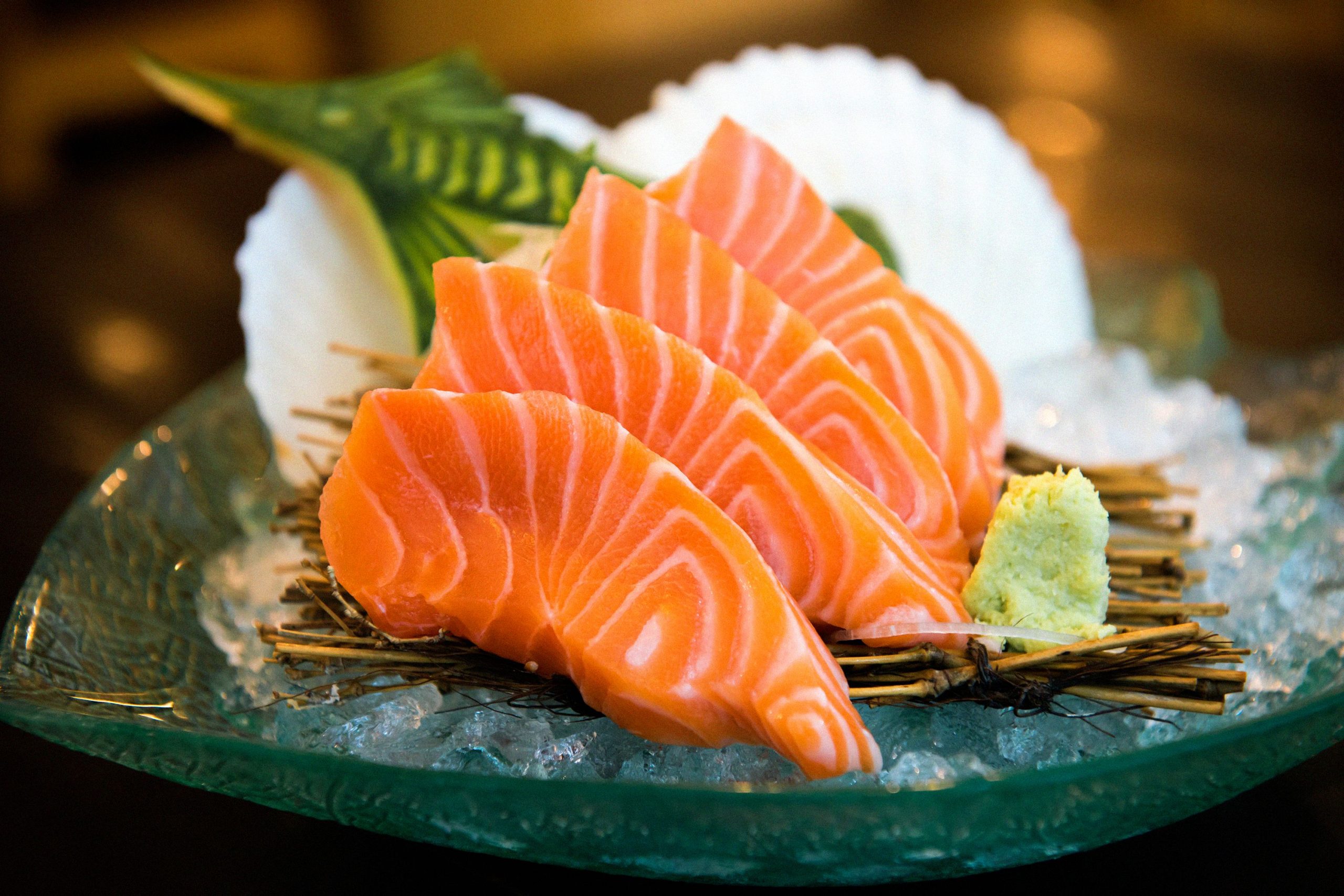 sashimi cá hồi