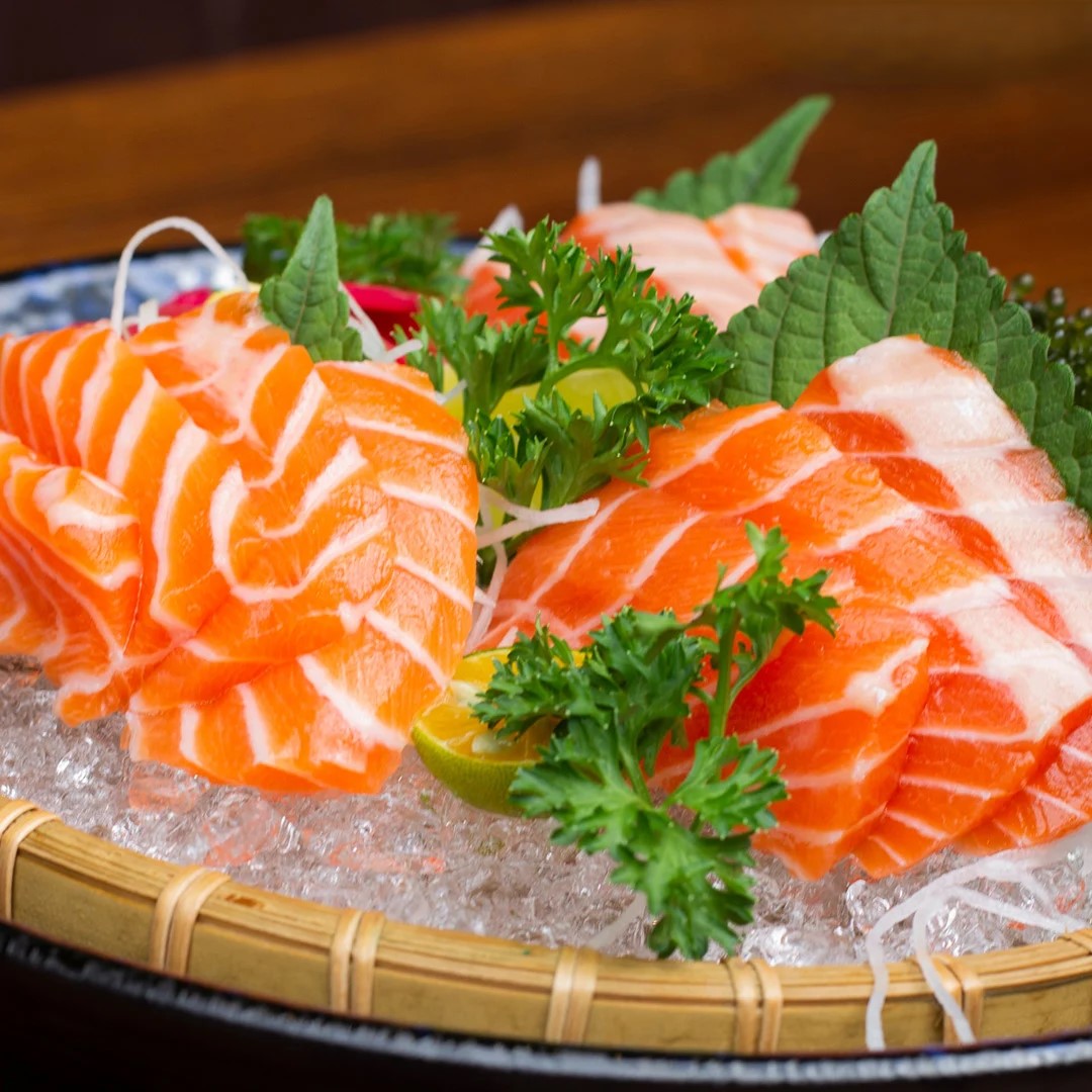sashimi cá hồi